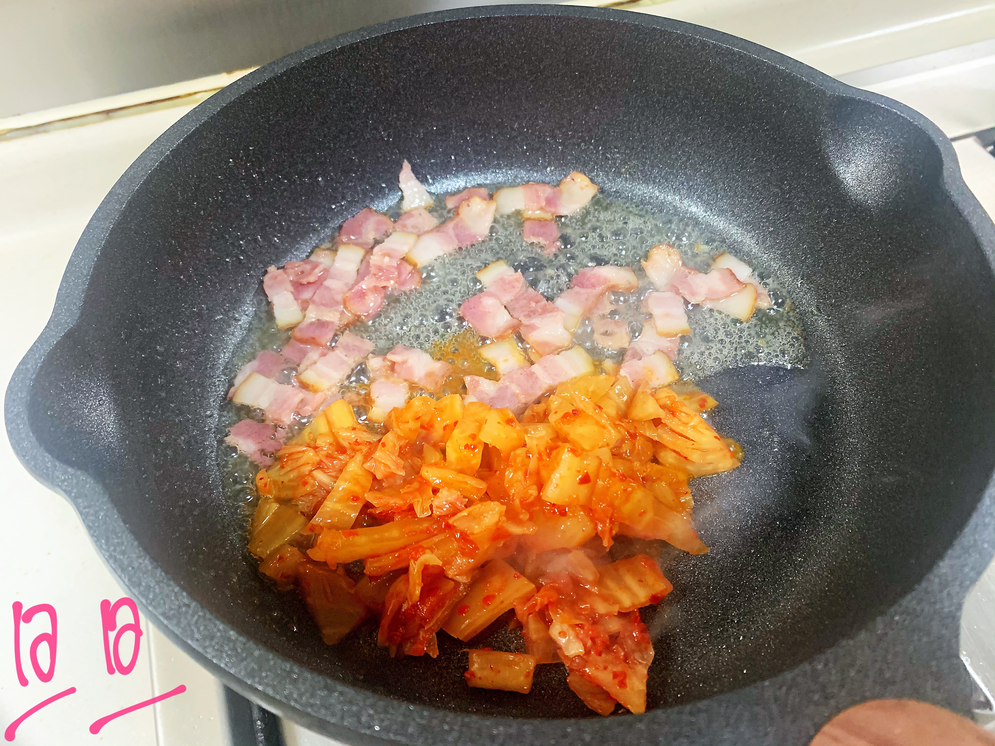 韩国泡菜炒饭的做法 步骤3