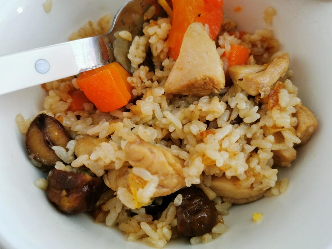 【电饭煲板栗鸡腿焖饭】