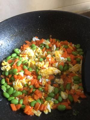 彩色蛋炒饭的做法 步骤1