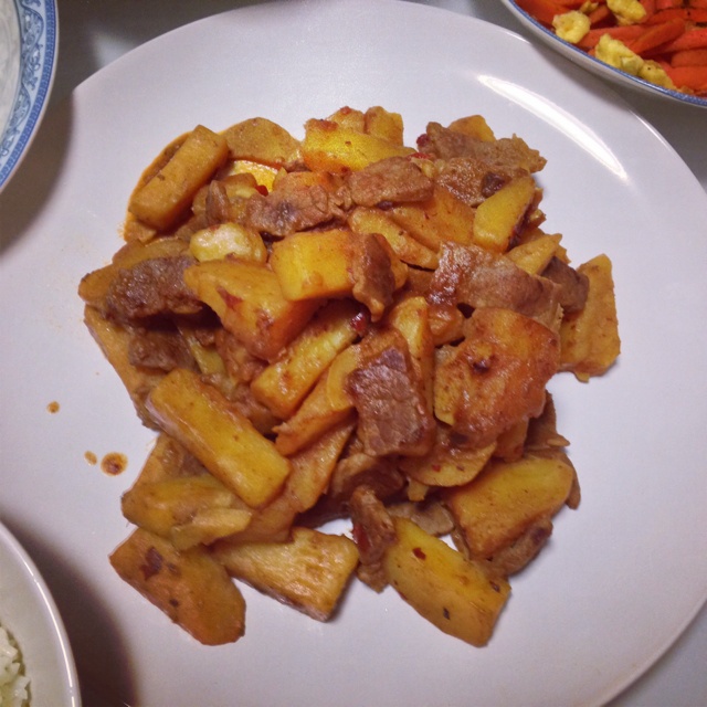 土豆牛肉盖饭