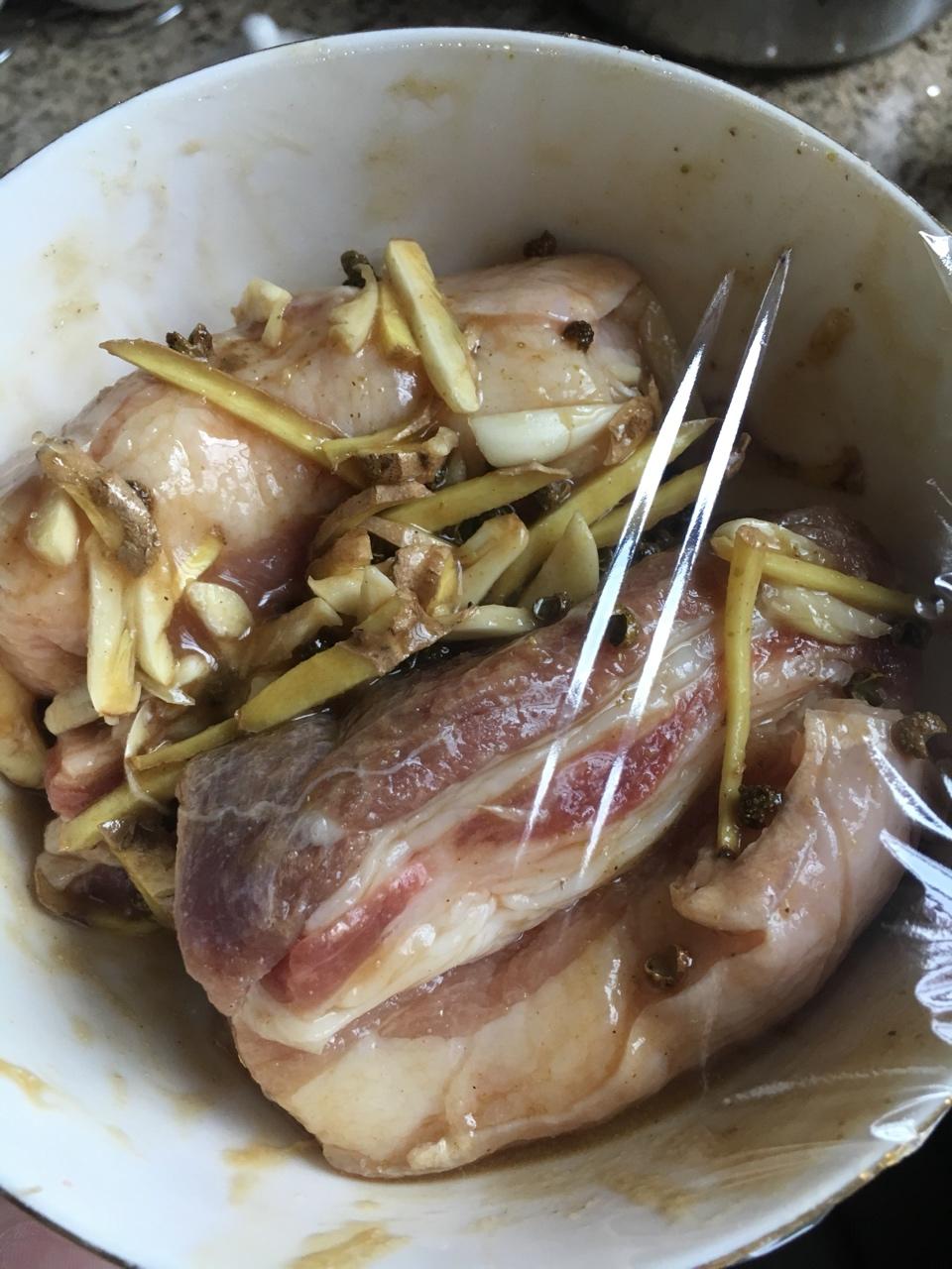 濒临灭绝传男不传女之客家咸猪肉