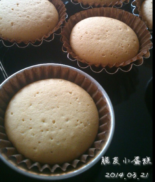 无油无水脆皮小蛋糕