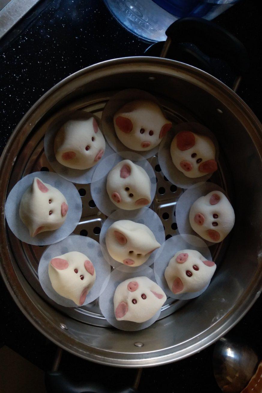 小猪奶黄包