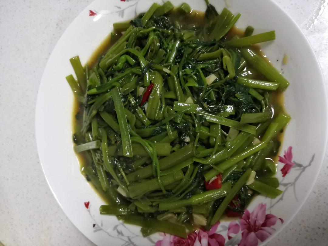 清炒空心菜