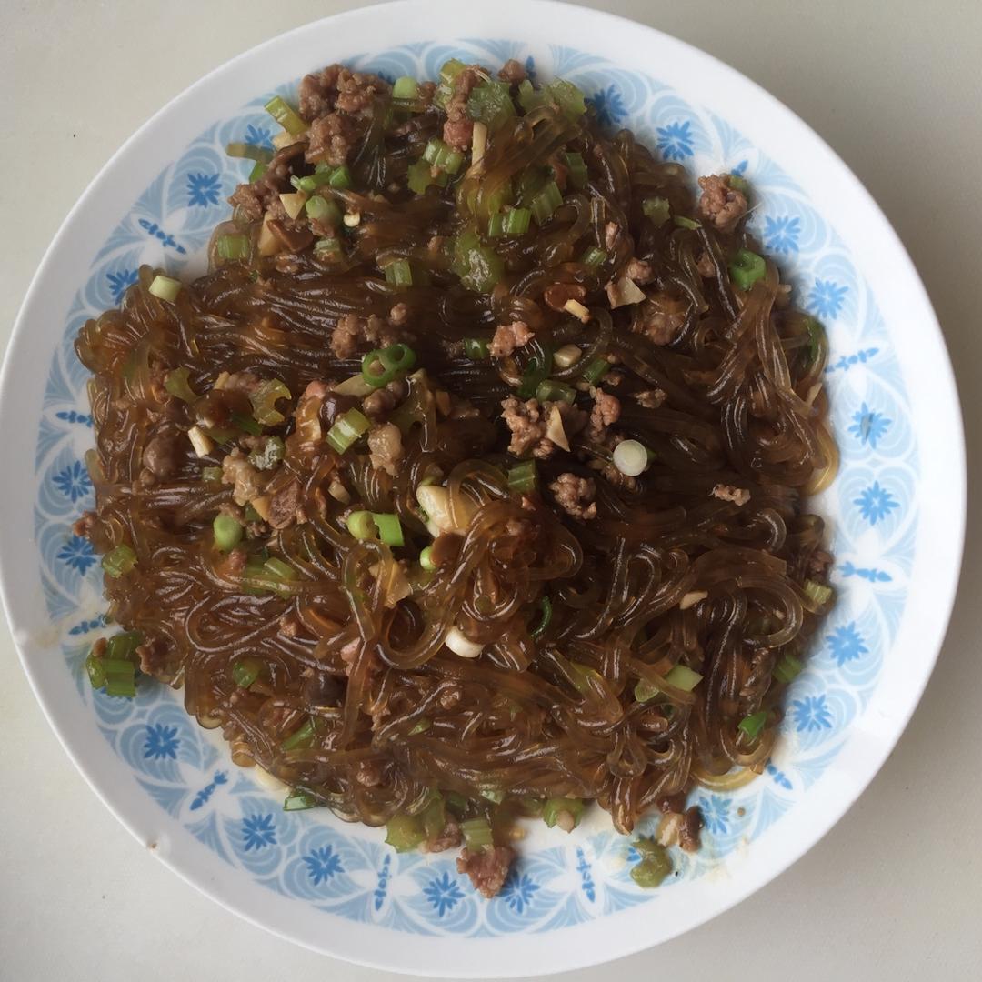 肉末粉丝煲