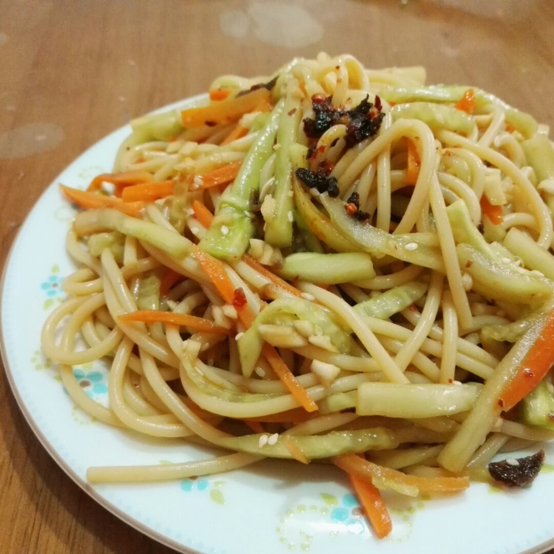 凉拌意大利面