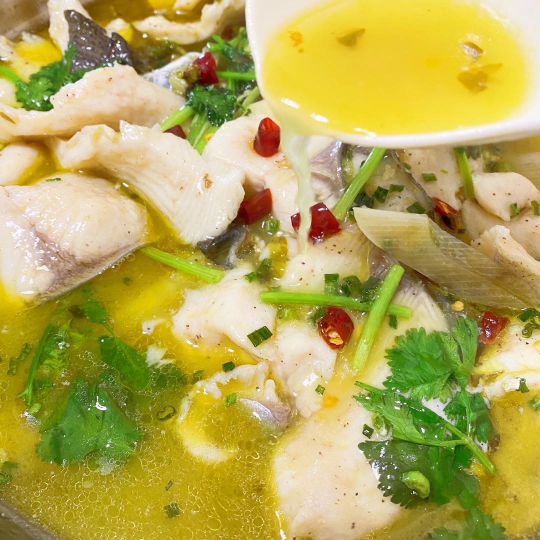 汤鲜鱼嫩的酸菜鱼