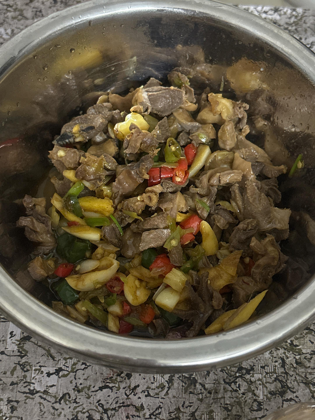 超级下饭泡椒鸡珍