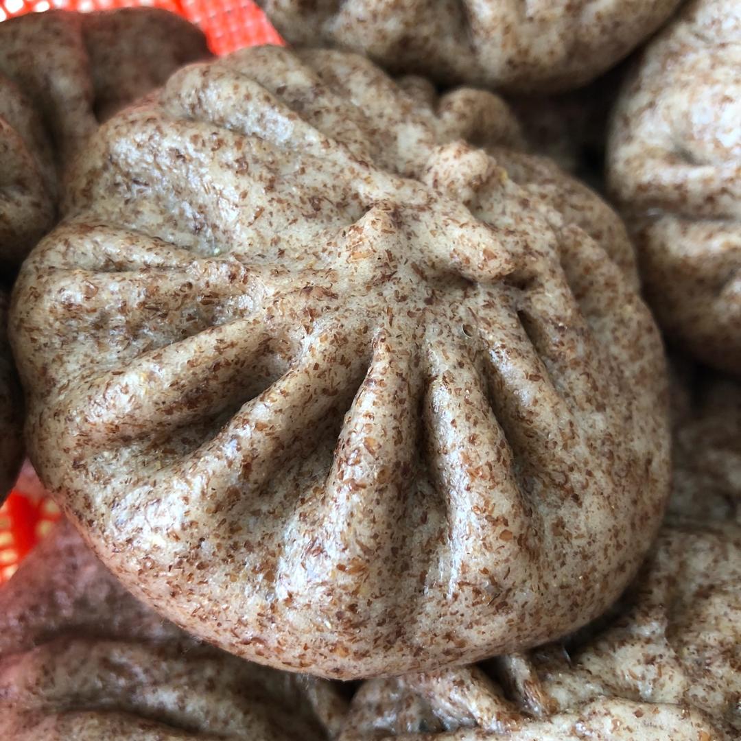 减肥伴侣——黑全麦馒头