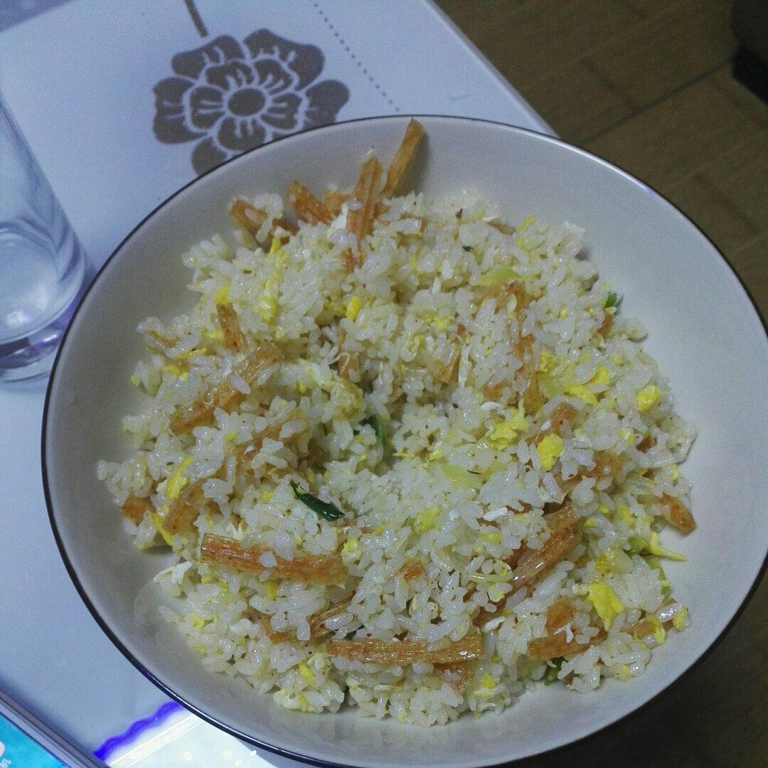 手机用户3755_l7zq做的卫龙辣条蛋炒饭