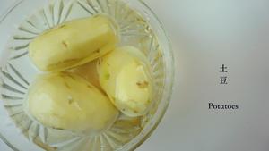 低热量主食系列-土豆芝士焗西兰花的做法 步骤1