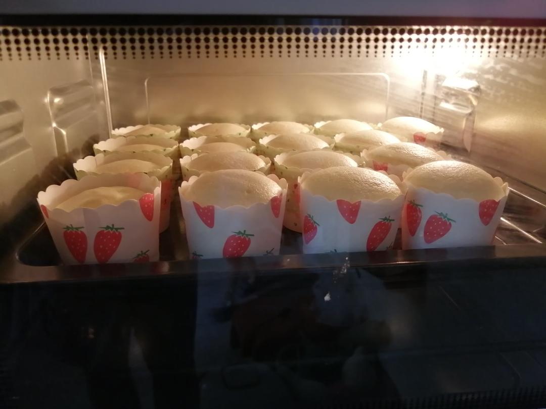 软糯杯子蛋糕不塌