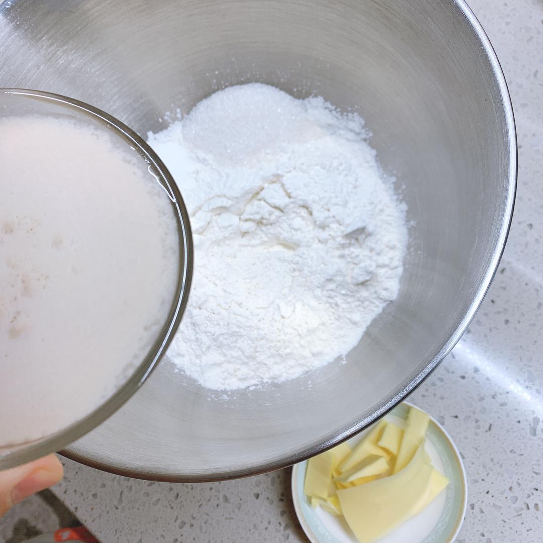 纯奶手撕吐司的做法 步骤1