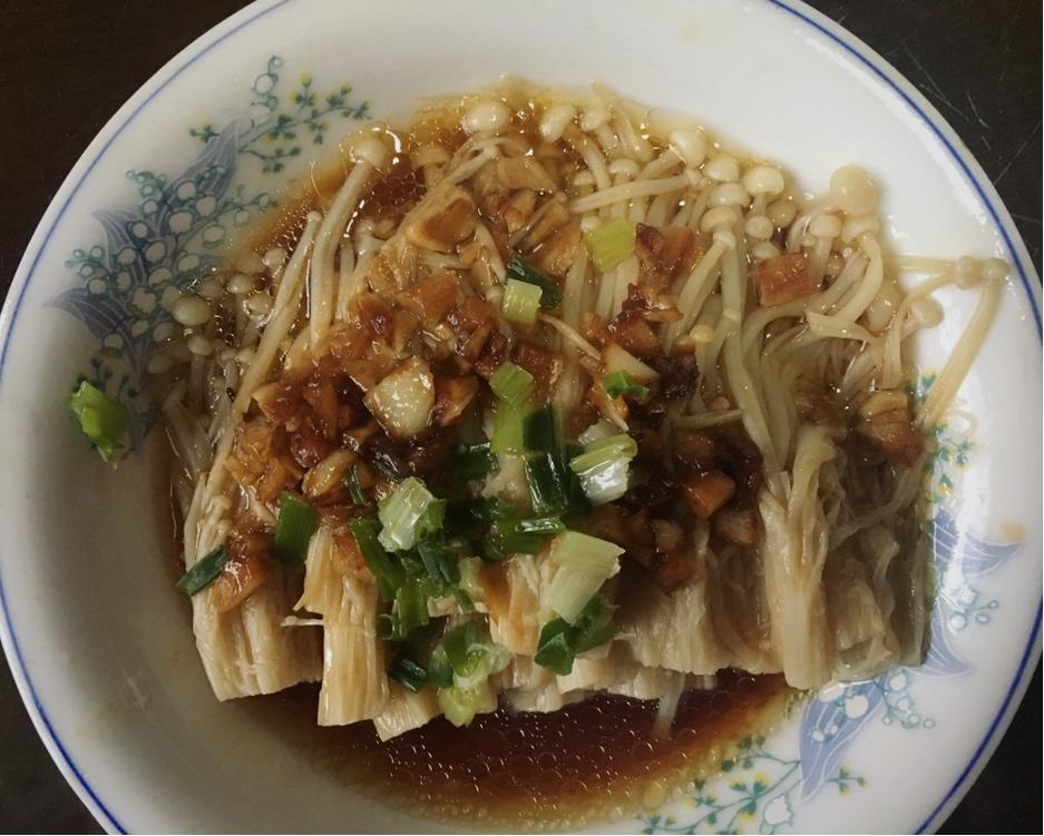 蒜蓉蒸金针菇