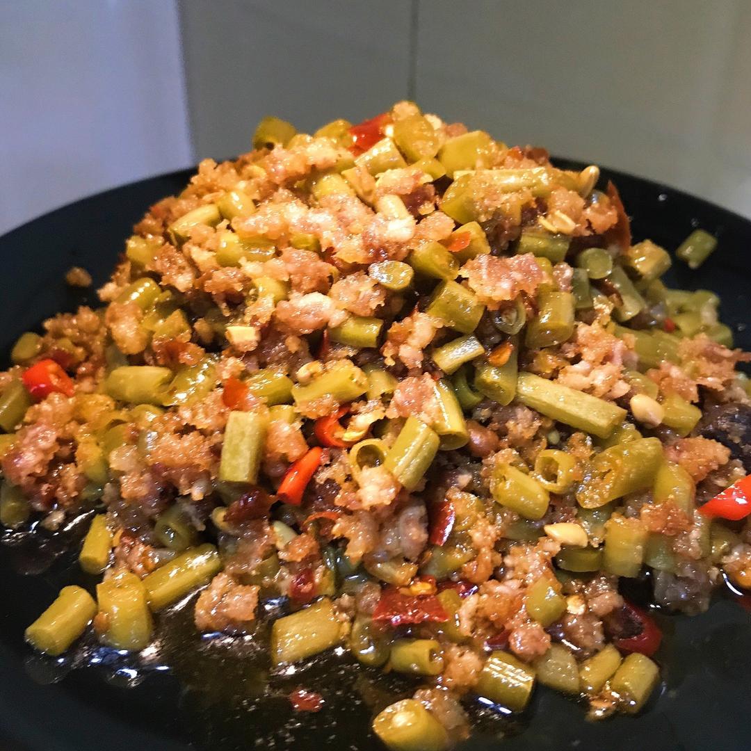 酸豆角炒肉末