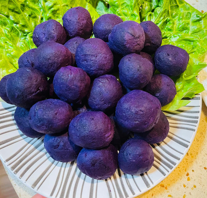 蜜汁紫薯丸的做法