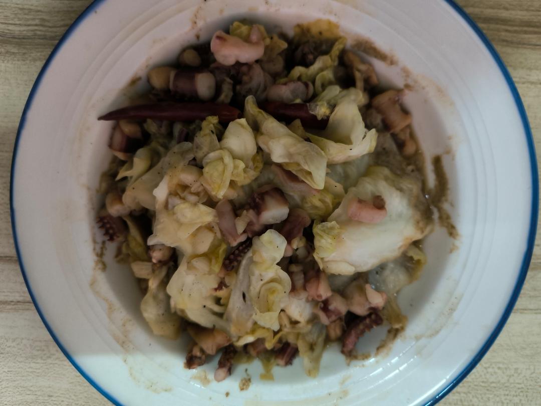 圆白菜炒鱿鱼