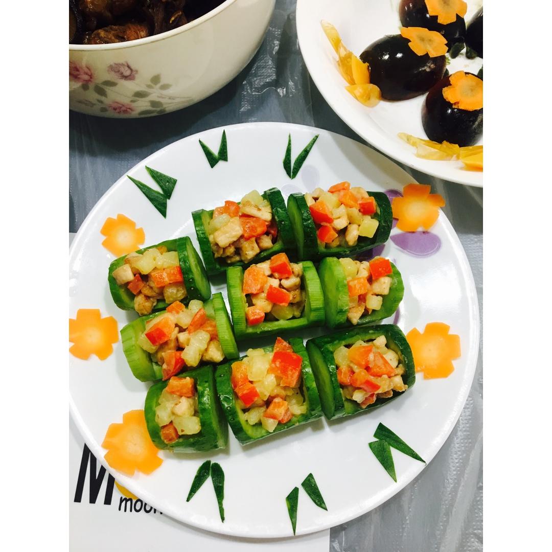 【年味】-节节登高-鸡胸肉沙拉&熊猫饭团
