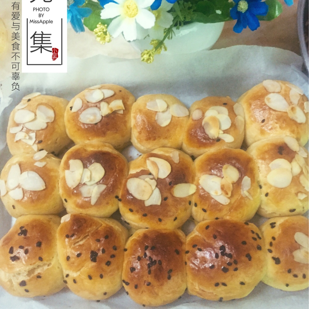 大人小孩都爱不释口的【蜂蜜牛奶小餐包】