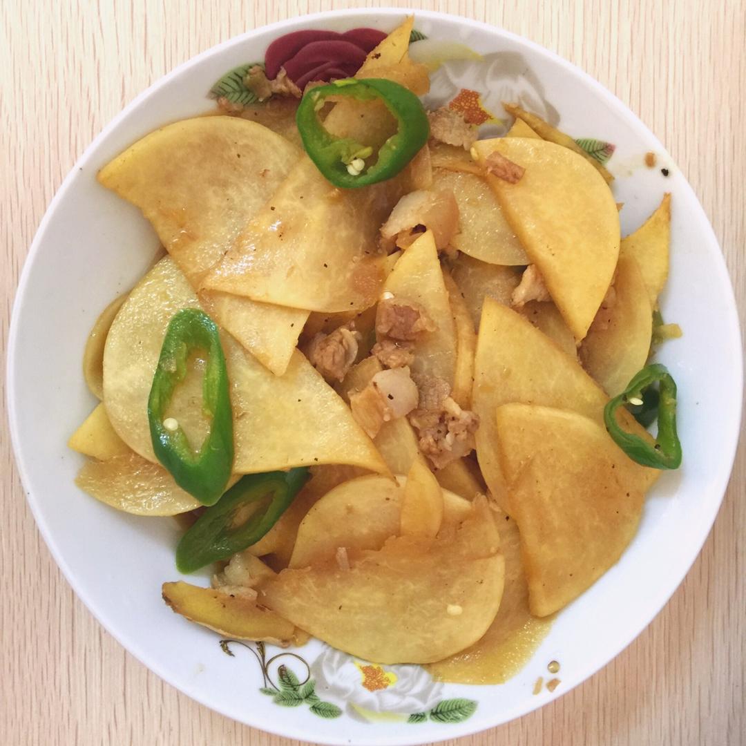 凉薯辣椒炒肉片