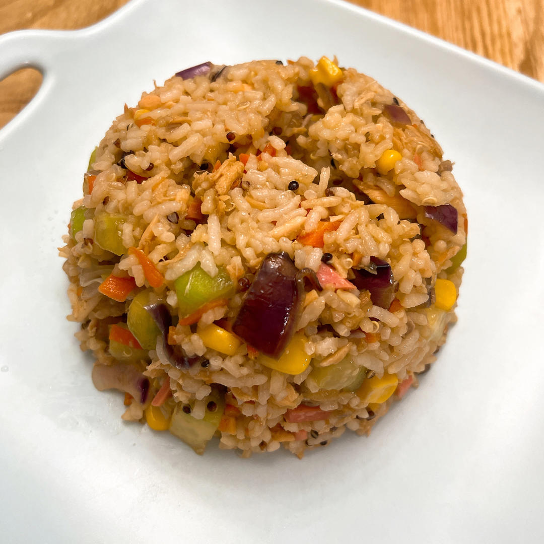 低脂三文鱼炒饭