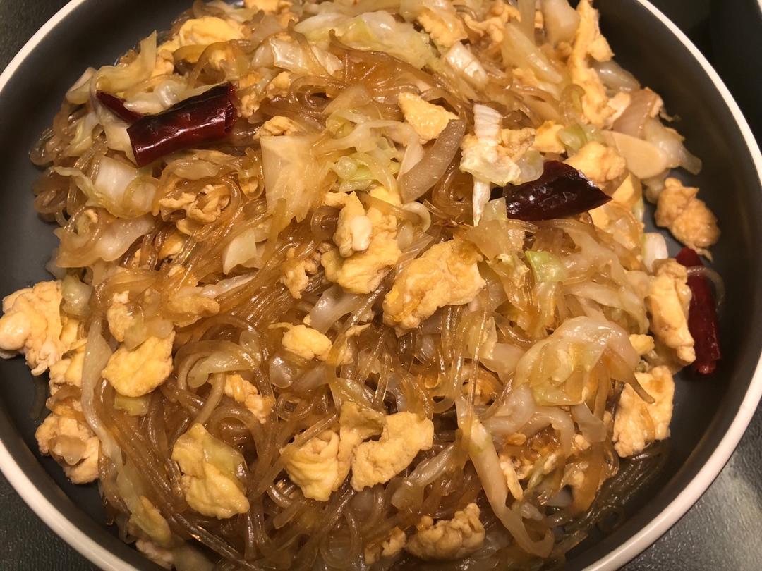 包菜粉丝炒鸡蛋
