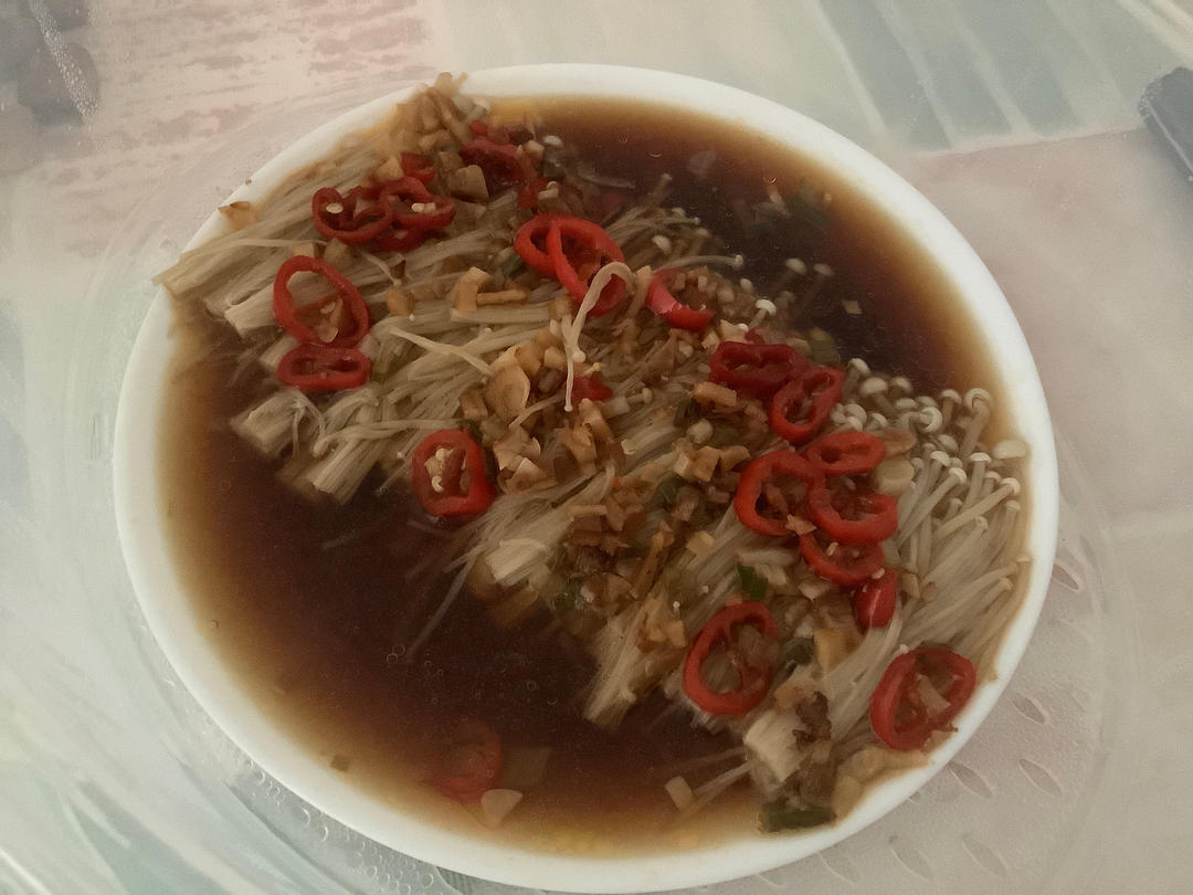 超级下饭的蒜蓉金针菇！好吃到爆