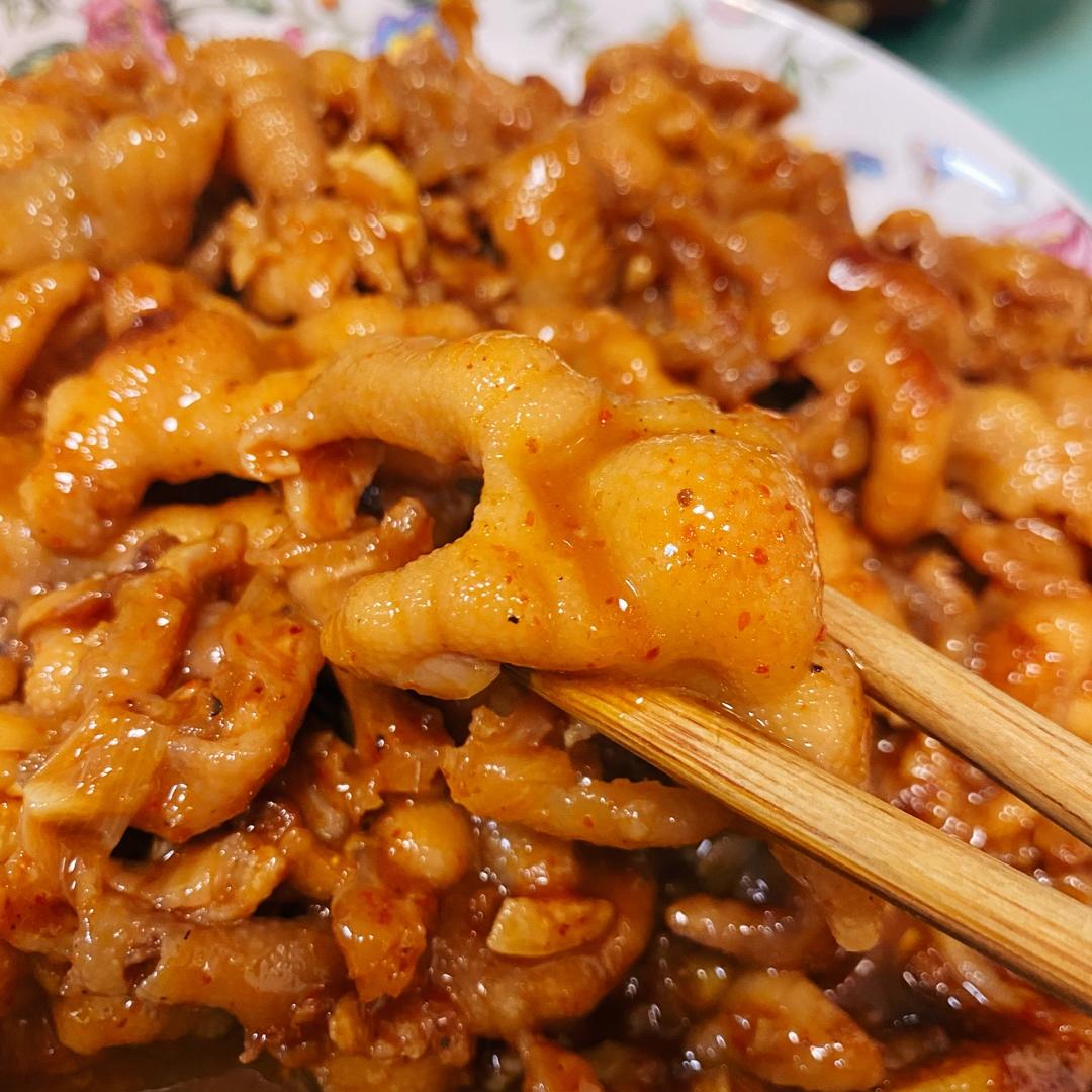 【无骨鸡爪煲】