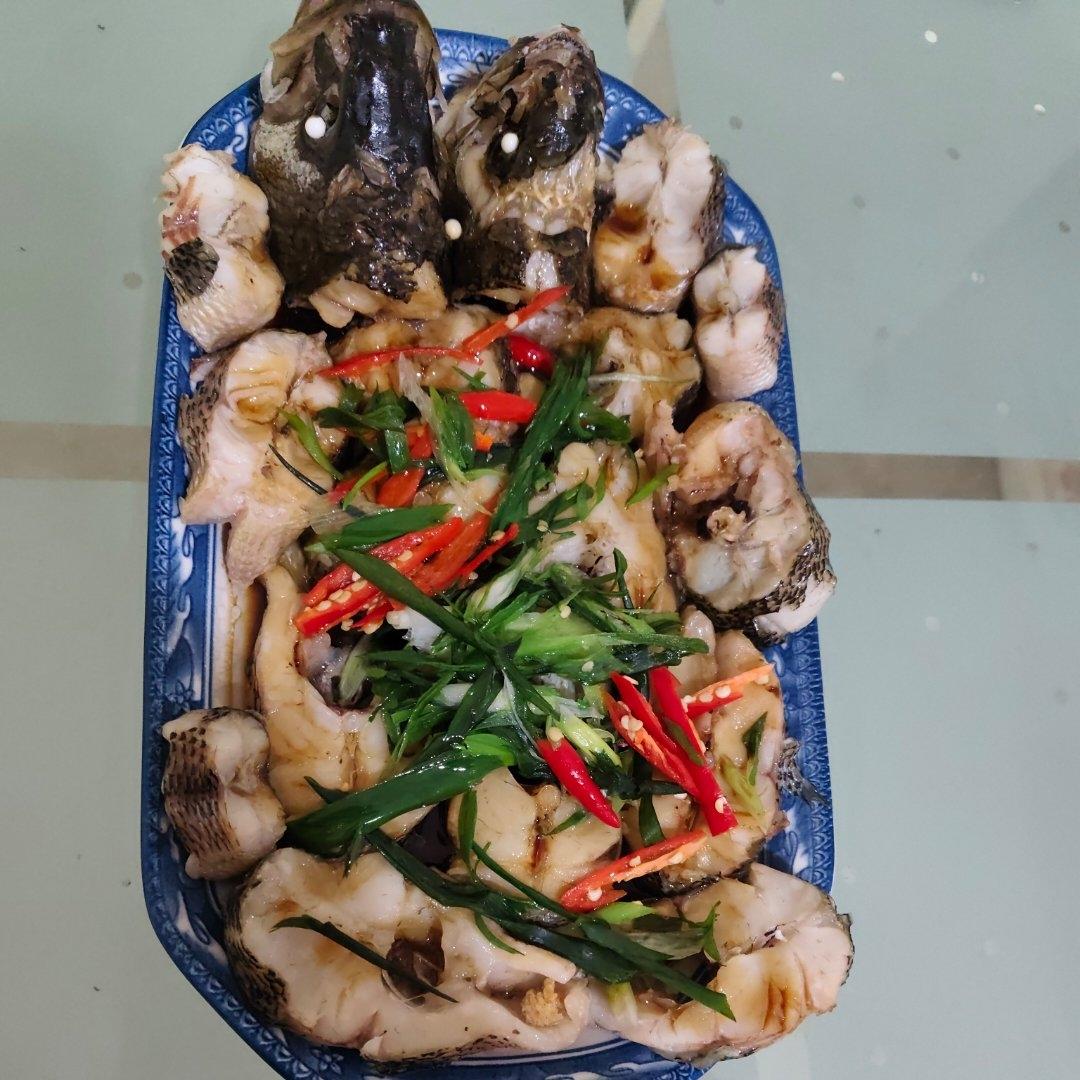 简单零失败的清蒸鲈鱼｜寓意年年有余