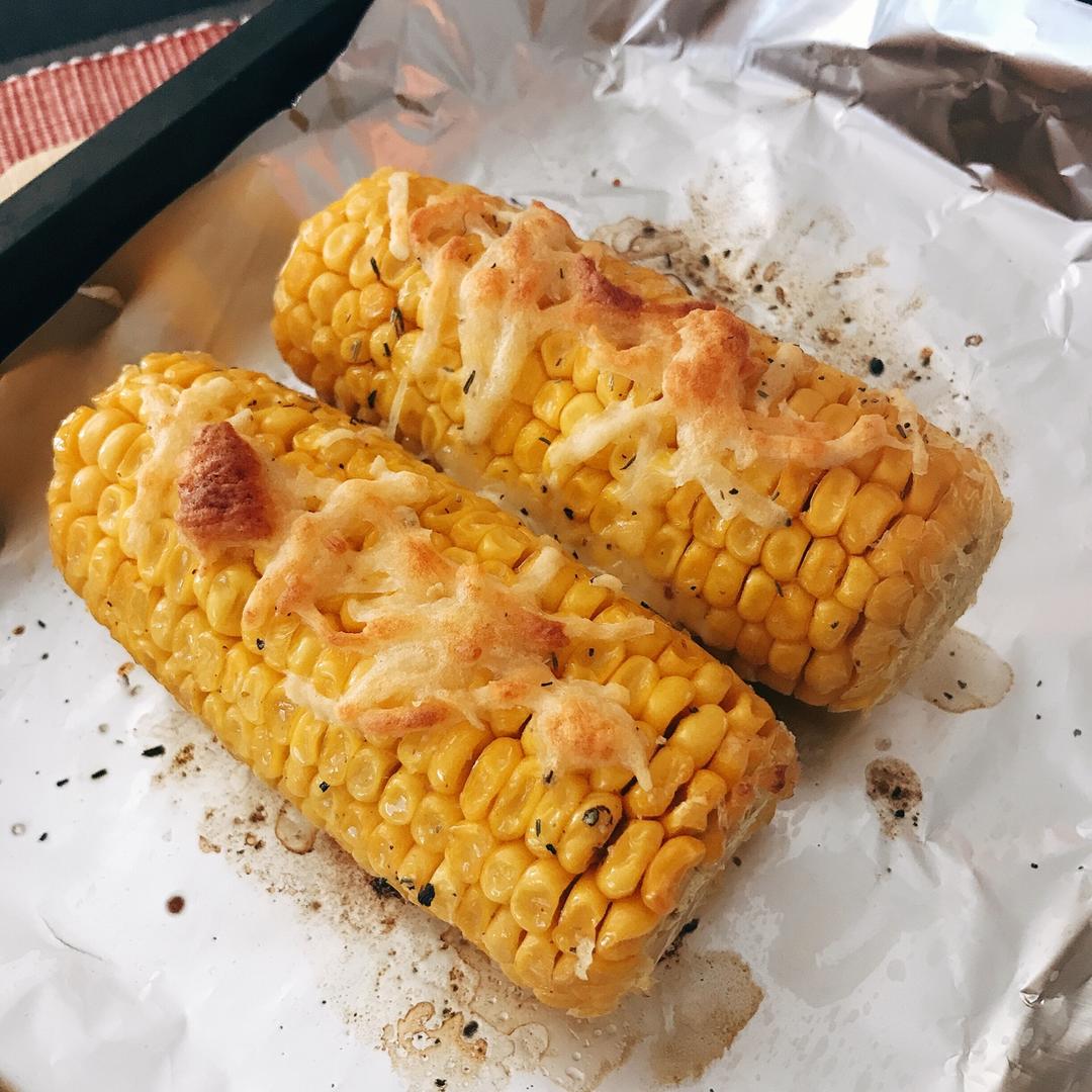 蒜香芝士烤玉米（Roasted  Corn with Garlic Butter）