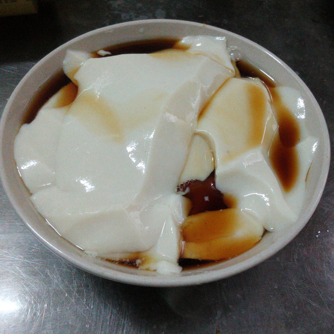 红夏boy做的传统豆腐花