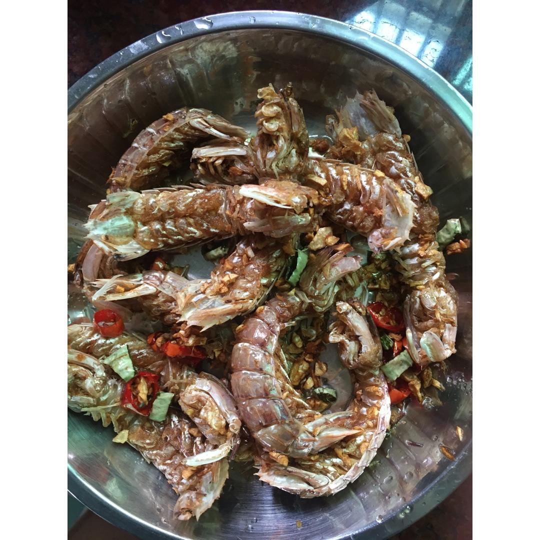 椒盐濑尿虾