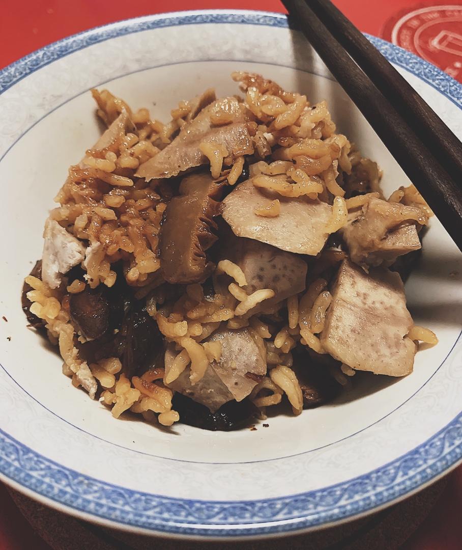 香菇芋头炊饭