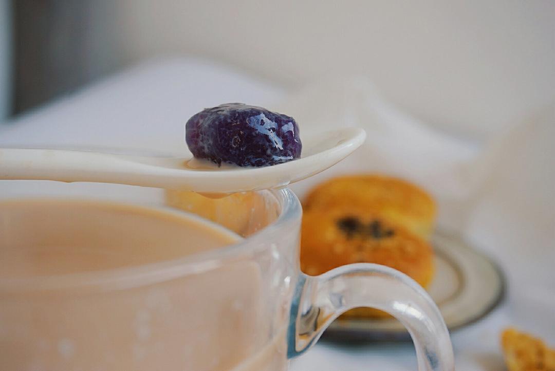 芋圆红豆奶茶