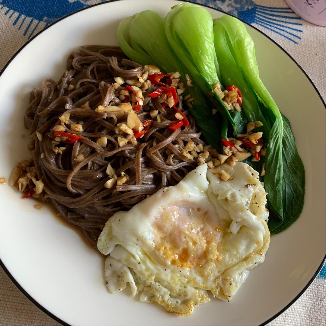 低脂凉拌荞麦面