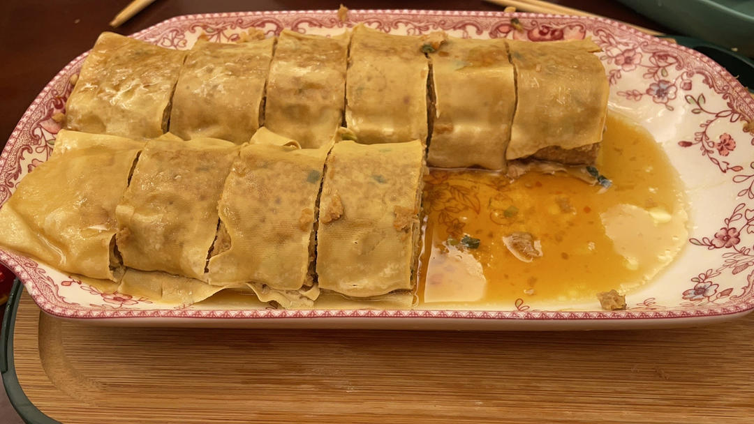 豆皮肉卷（东北千张）好吃不腻，尤其适合手残党