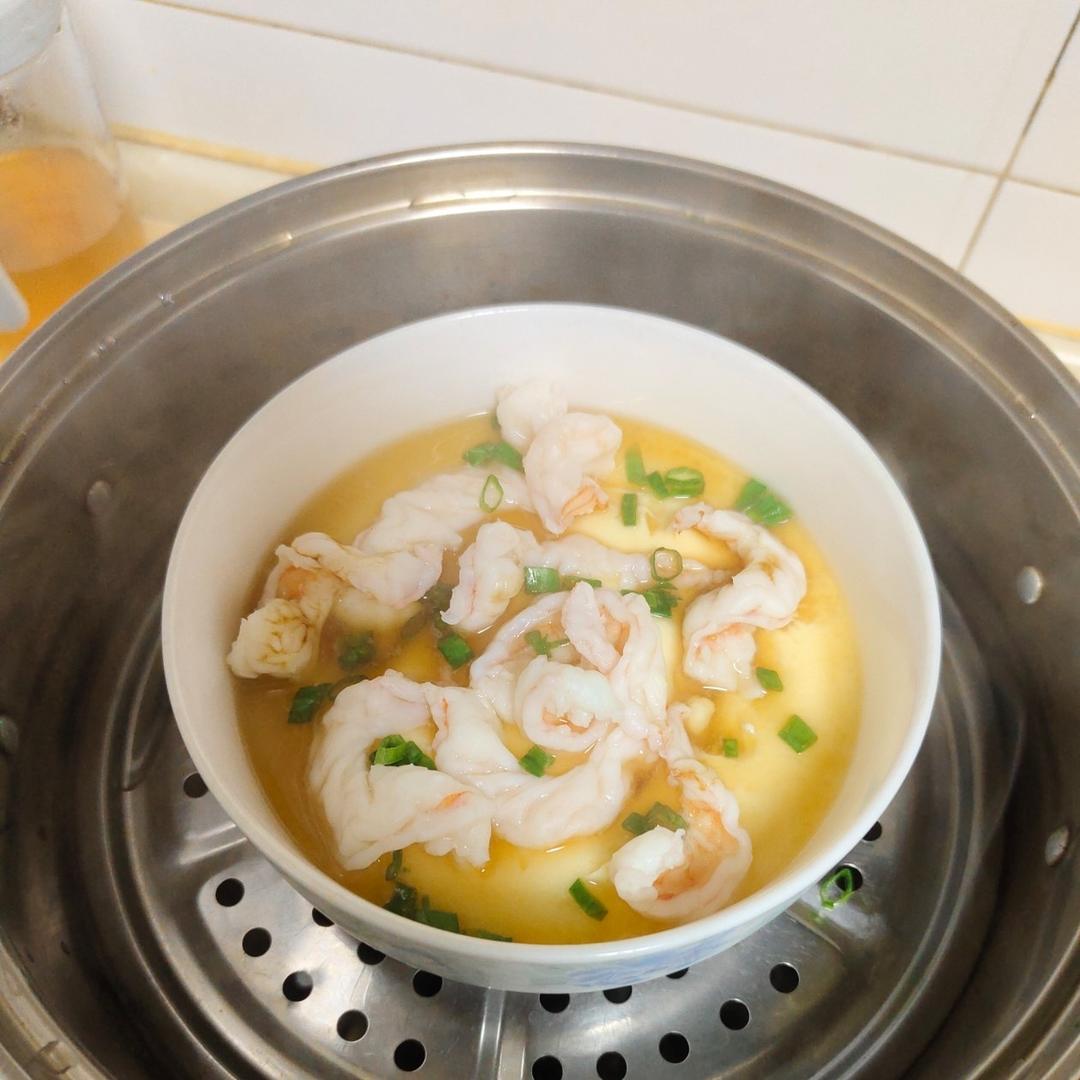 滑嫩的虾仁蛋羹