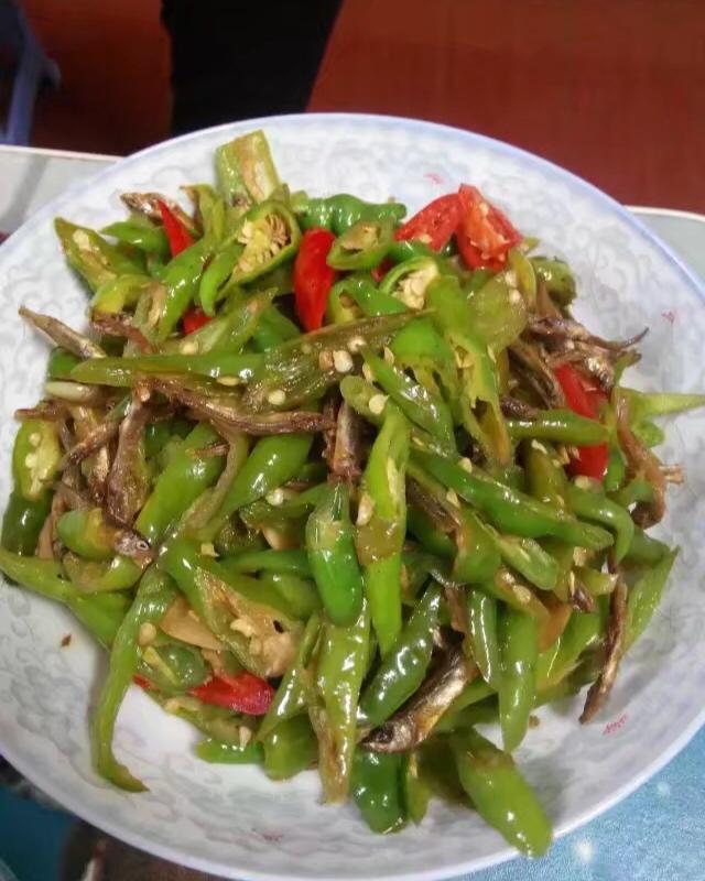 小鱼辣椒