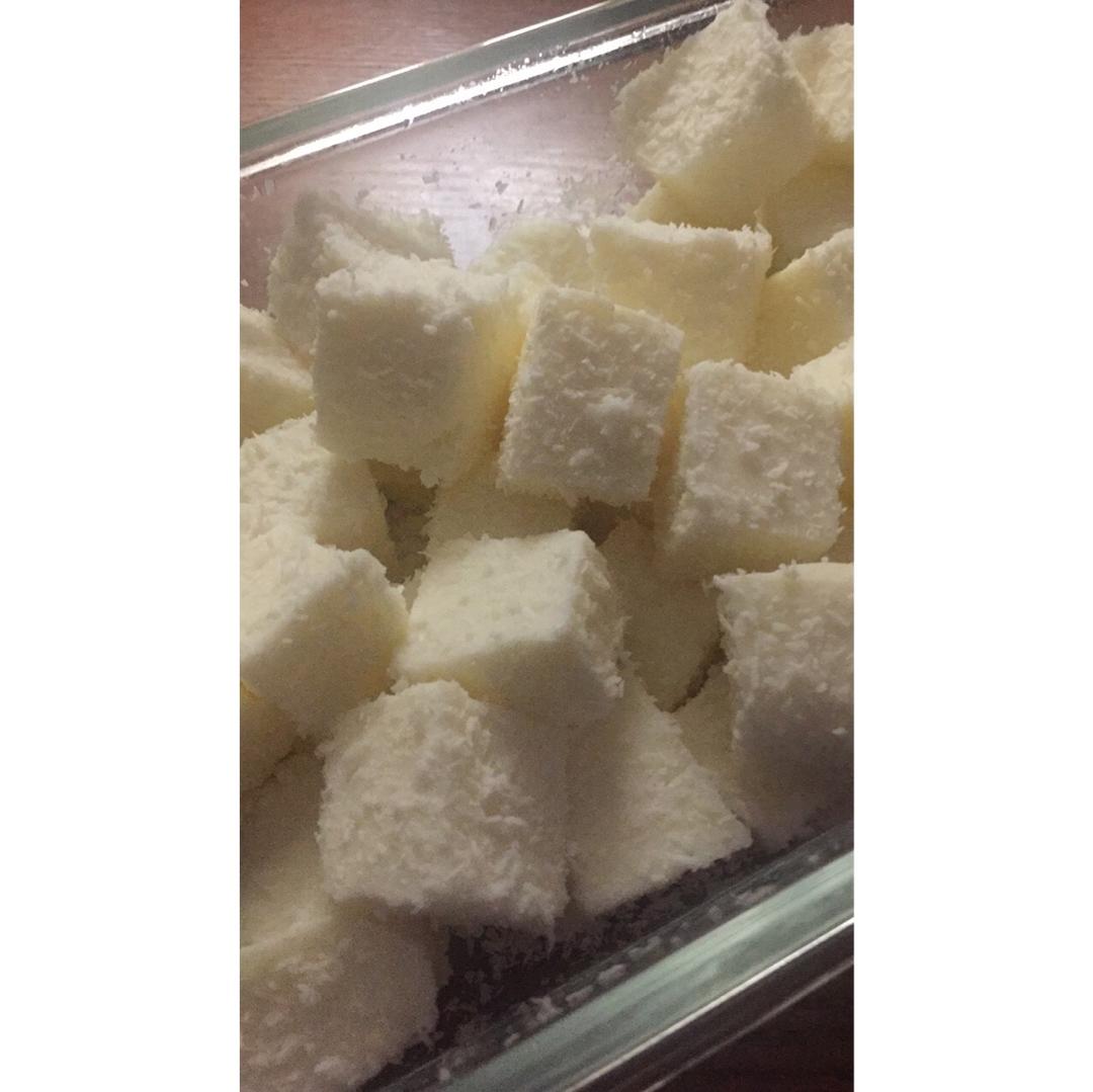 椰丝奶冻～椰丝小方～不用烤箱的小甜品！