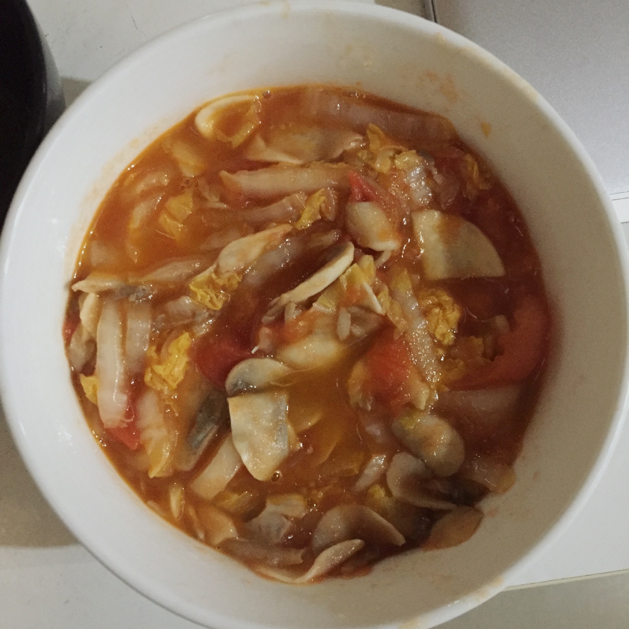 番茄口蘑圆白菜汤