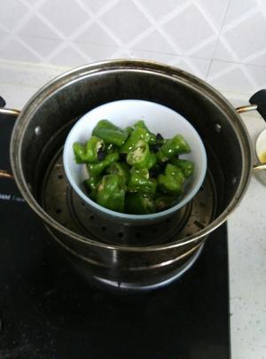 简单得不能再简单的菜——豆豉蒸青椒的做法 步骤3