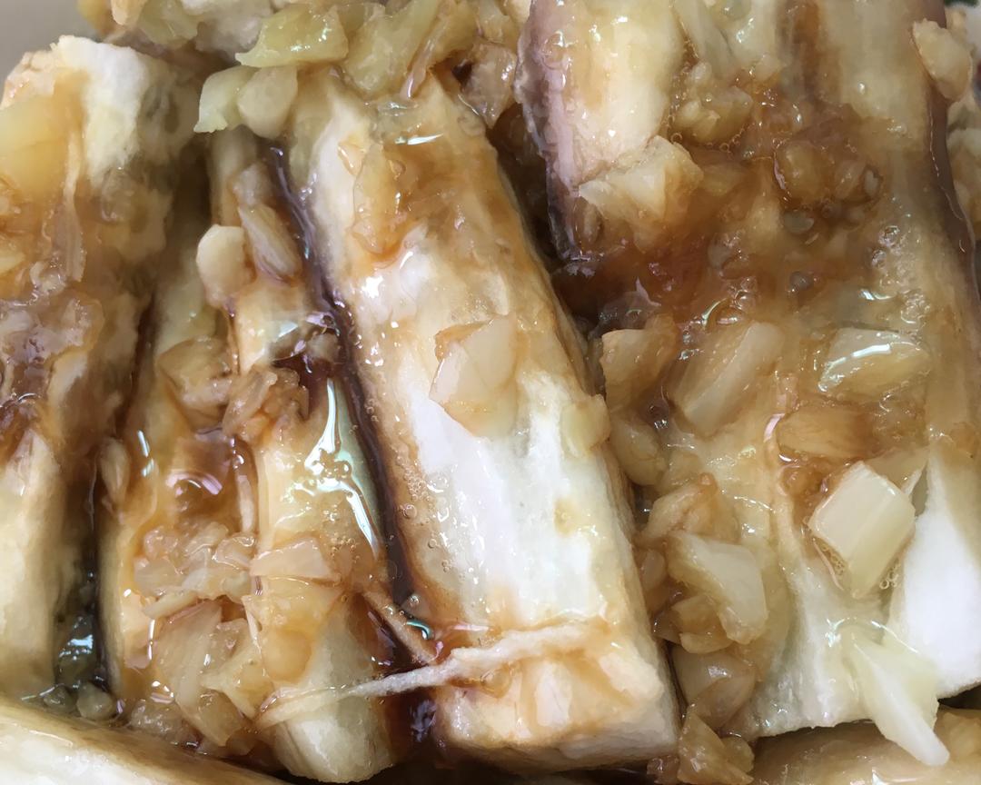 油泼蒜蓉蒸茄子
