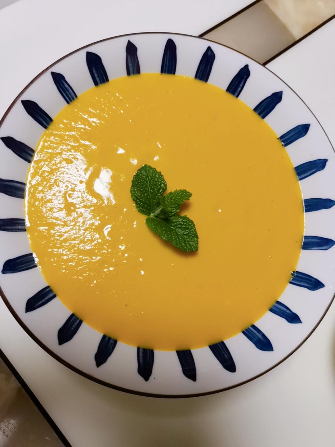 南瓜汤(超好吃又方便的南瓜汤)