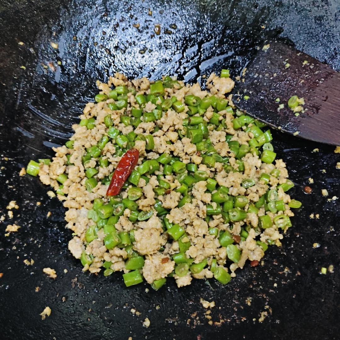 肉沫豆角下饭菜