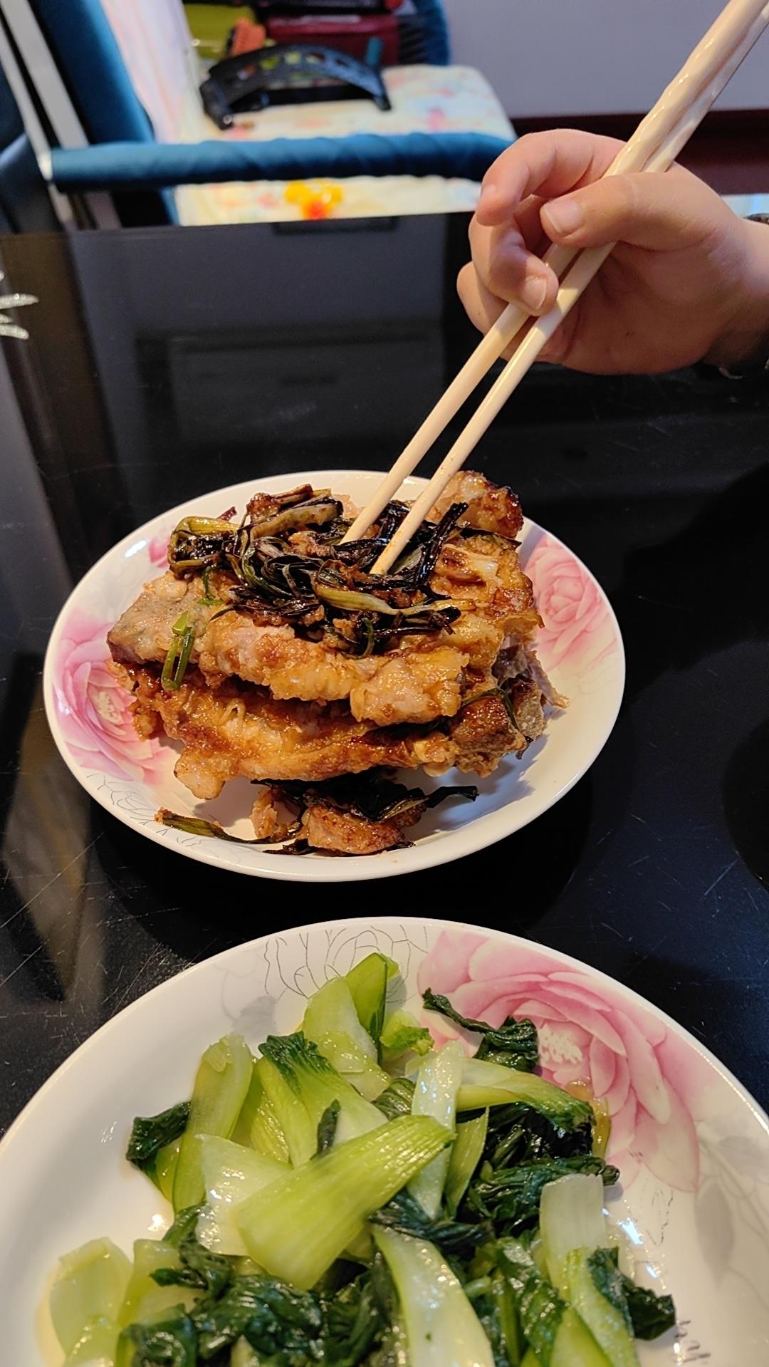 超嫩超香的葱烤大排