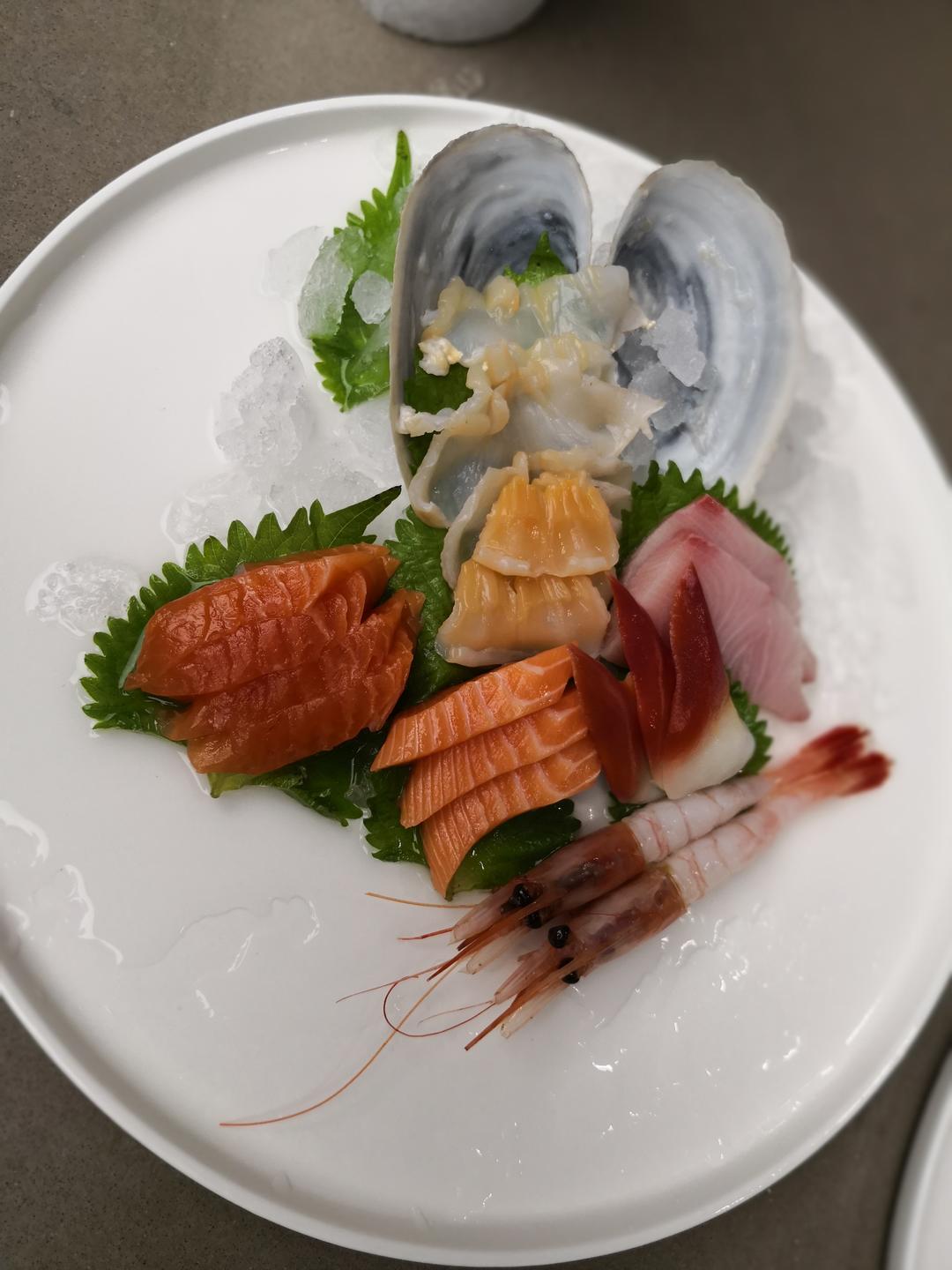 刺身拼盘