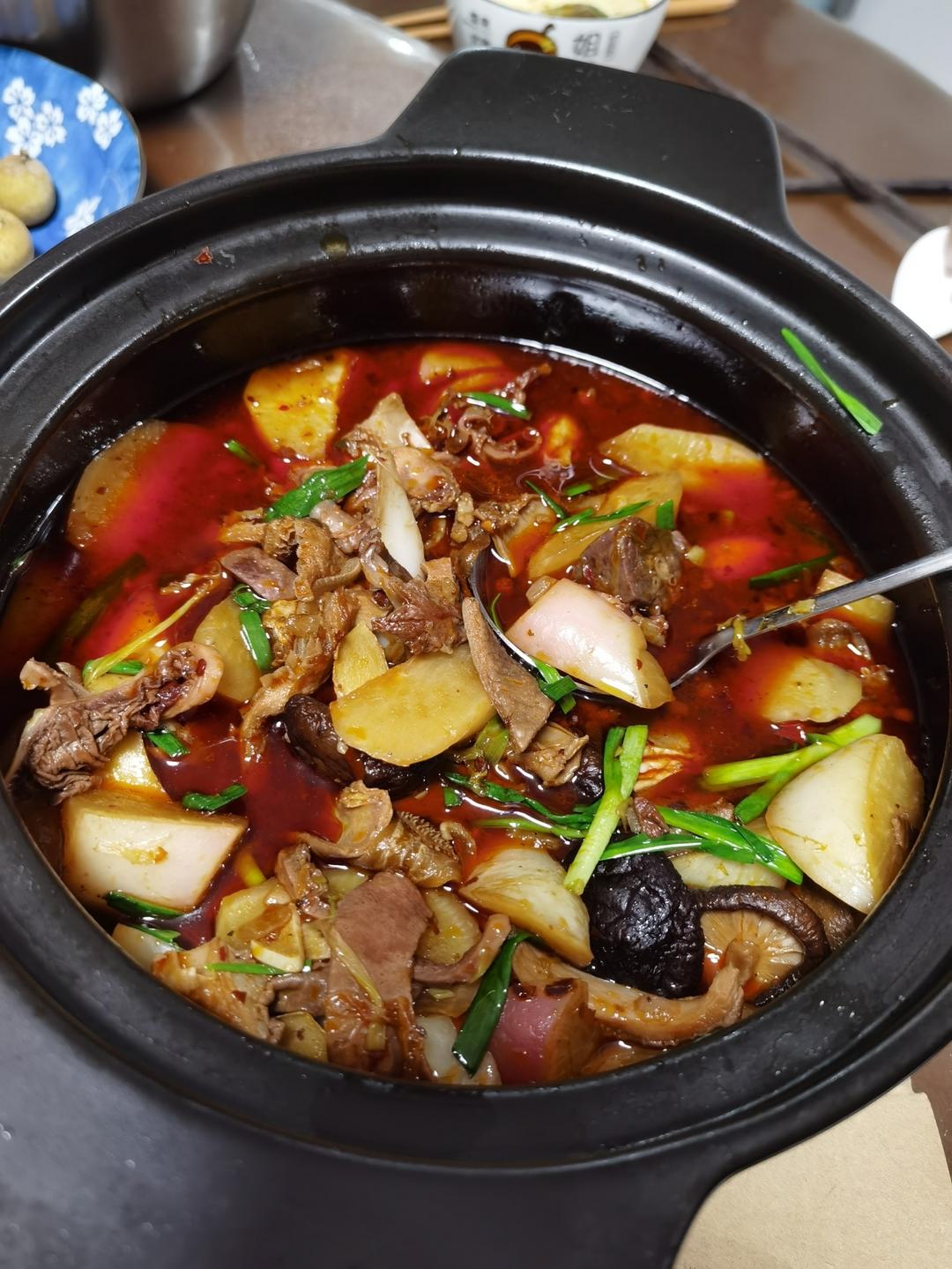 香辣牛杂煲