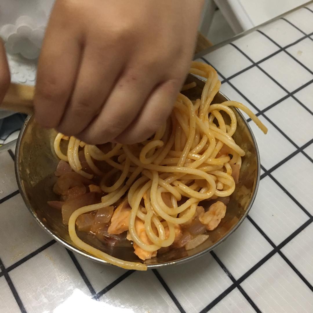 （完胜必胜客的）番茄肉酱意大利面～