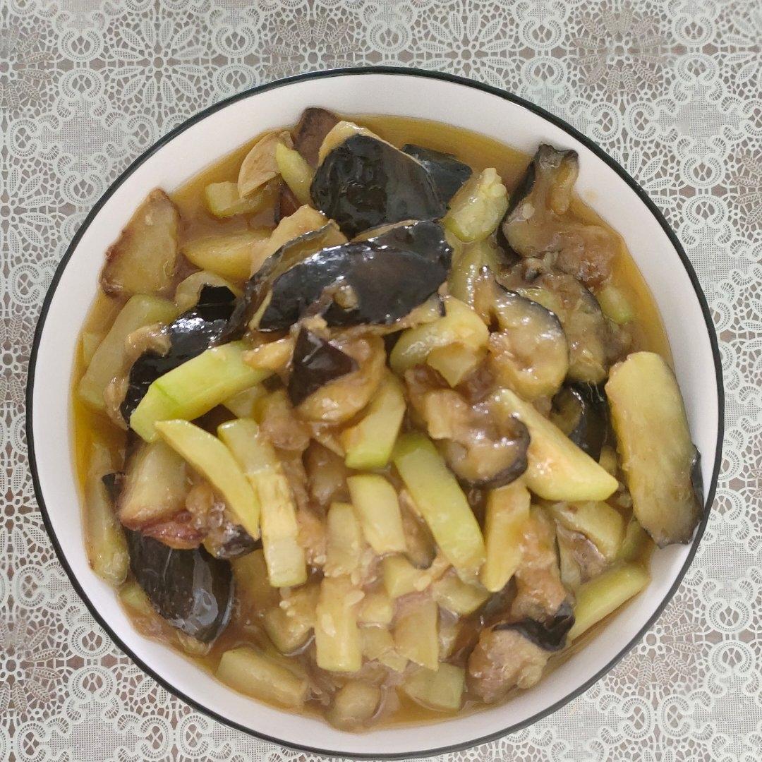 地三鲜（茄子，土豆，青椒）