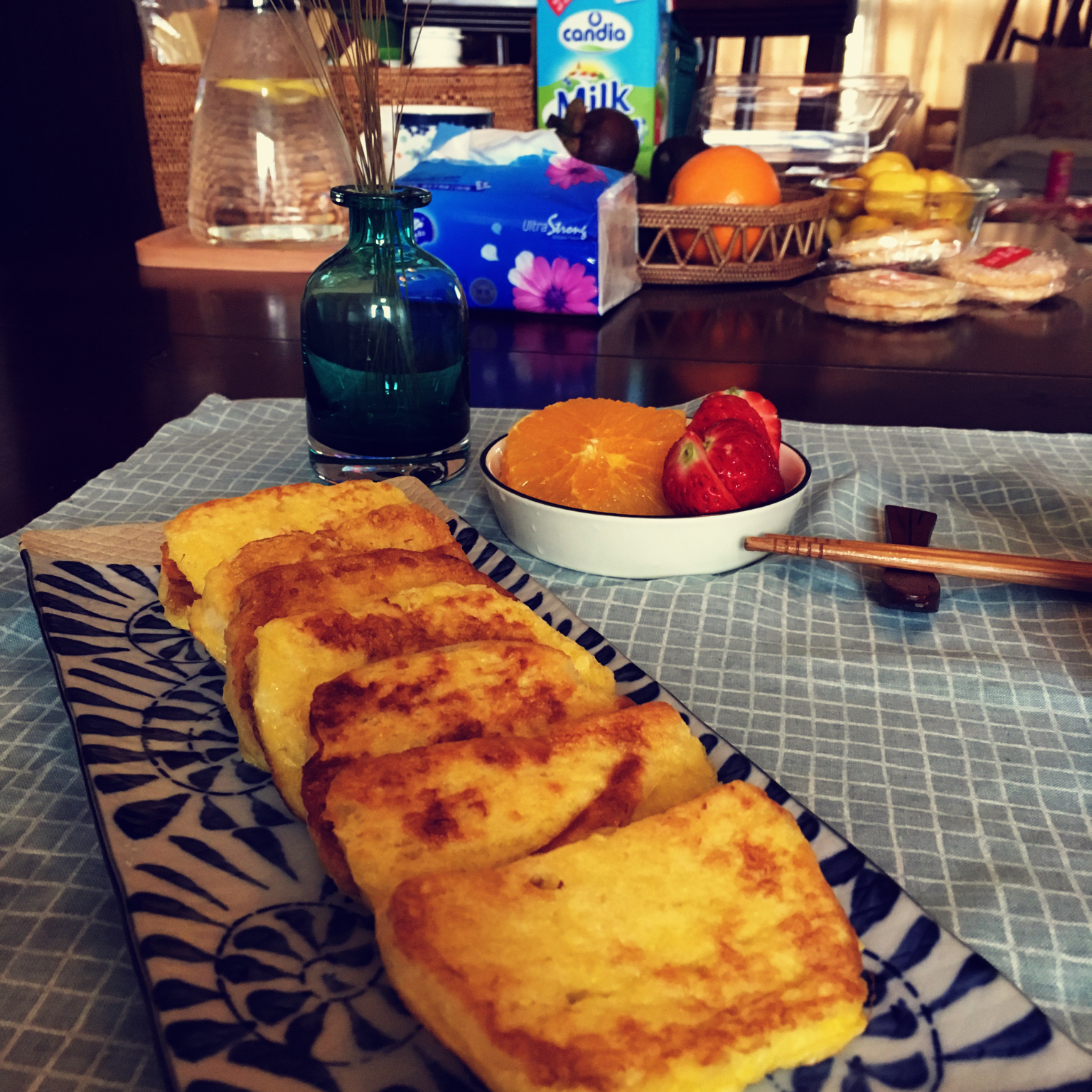 早餐鸡蛋馒头片